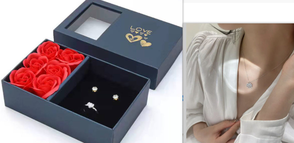 Magnetic Folding Heart Chain