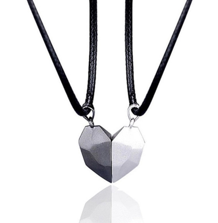 Magnetic Heart Pendant Necklace For Couple